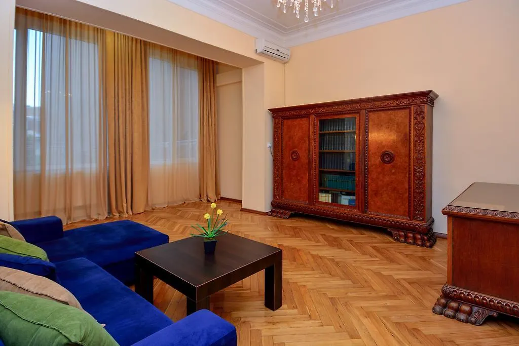 Gio'S Apartment Тбилиси
