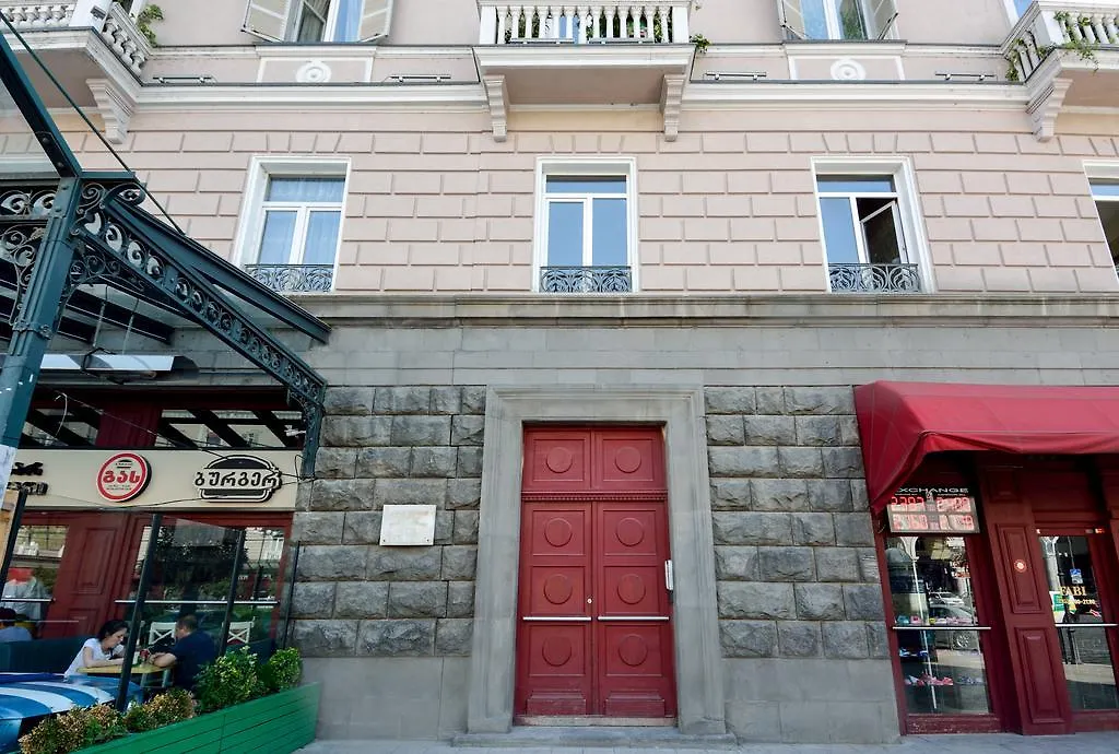 Gio'S Apartment Тбилиси